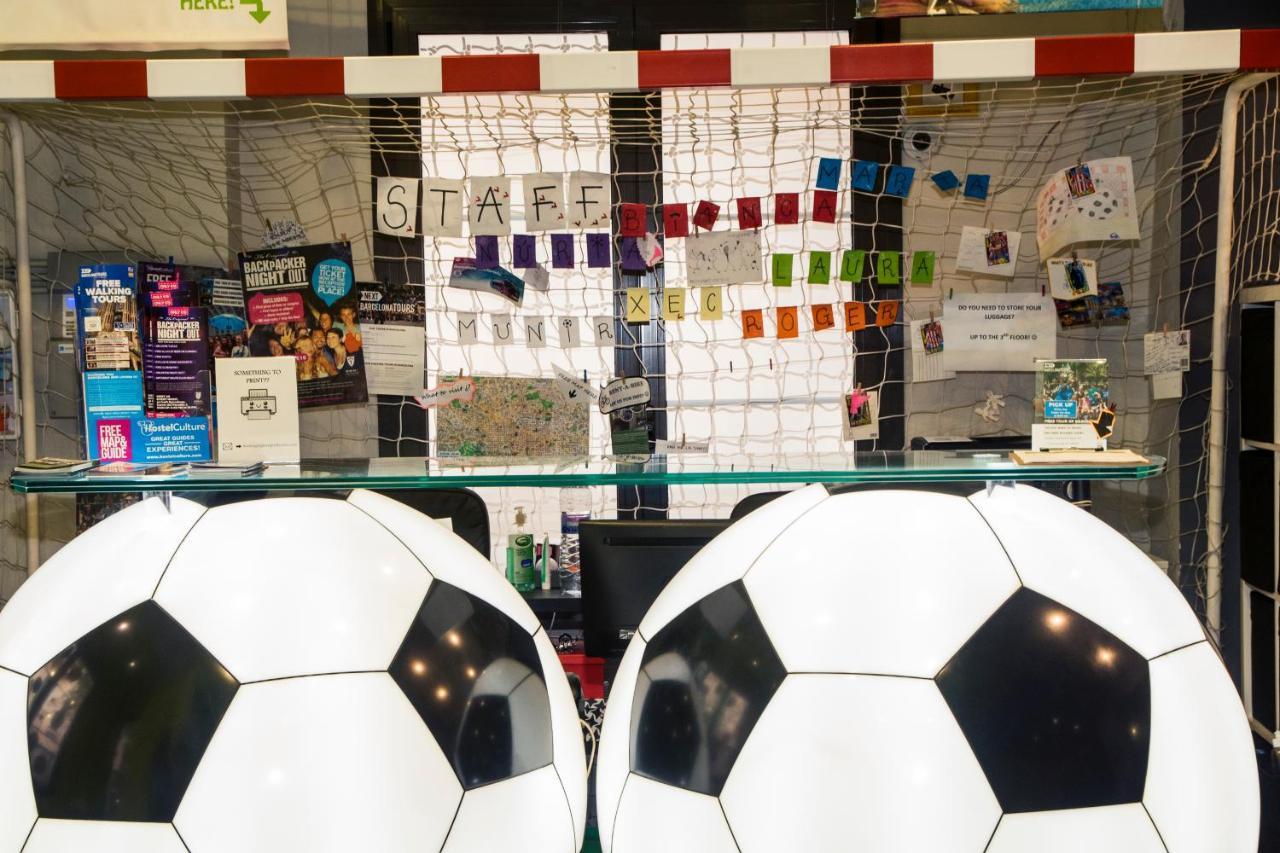 Bcnsporthostels Barcelona Bagian luar foto
